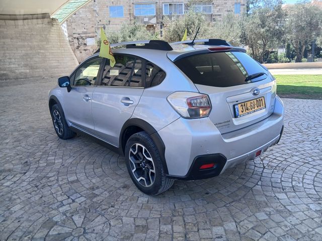 סובארו XV