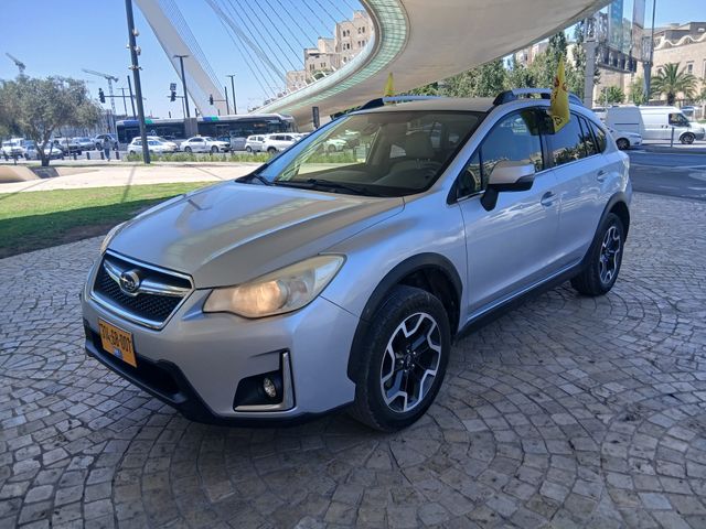 מודעת רכב סובארו XV