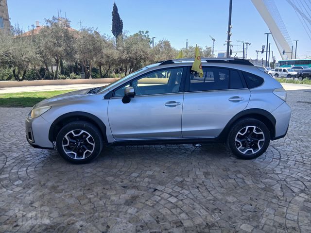 סובארו XV