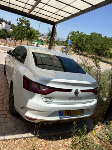 רנו מגאן