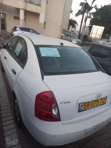 יונדאי אקסנט i25