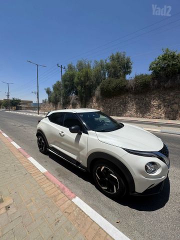 ניסאן ג'וק