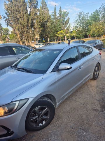 יונדאי אלנטרה