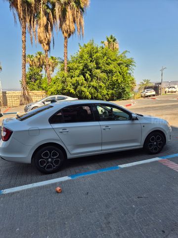 סקודה ראפיד