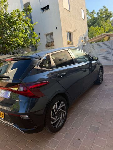 יונדאי i20