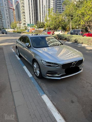 וולוו S90