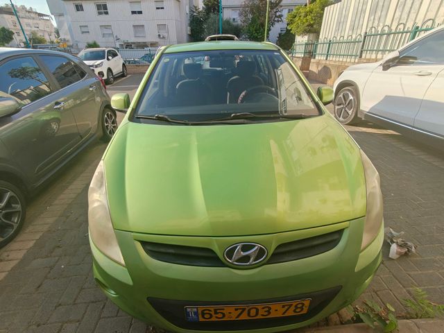 יונדאי i20