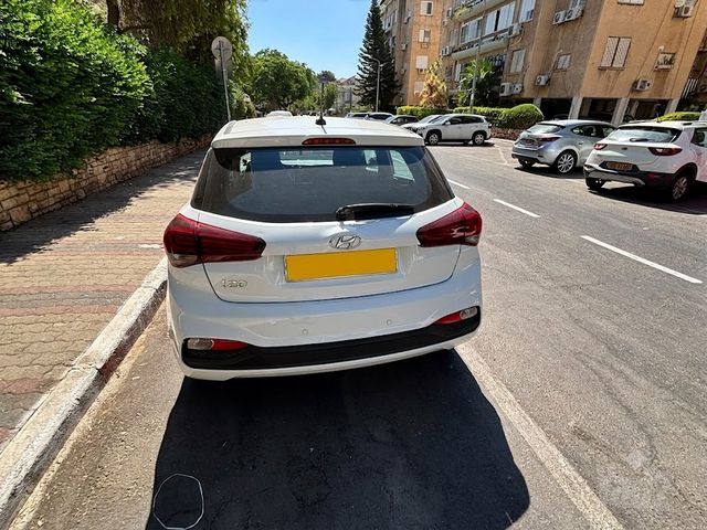 יונדאי i20