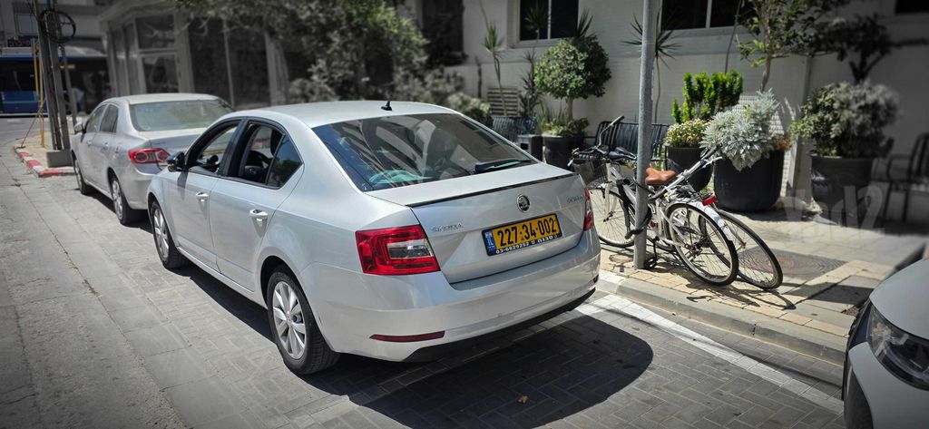 סקודה אוקטביה