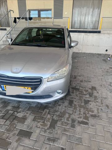 פיג'ו 301