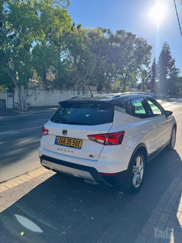 מודעת רכב סיאט ארונה