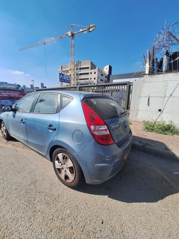 יונדאי i30