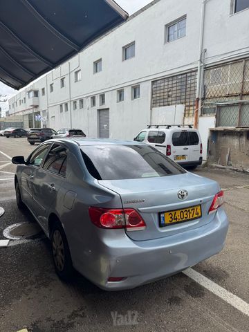 טויוטה קורולה