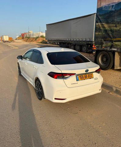 מודעת רכב טויוטה קורולה