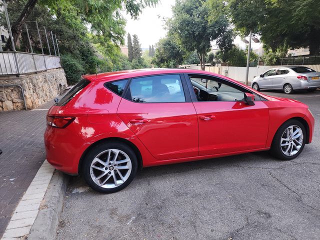 סיאט לאון