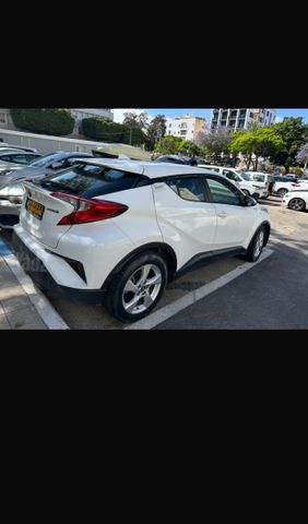טויוטה C-HR