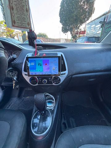 יונדאי i20