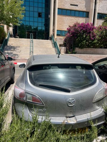 מאזדה 3