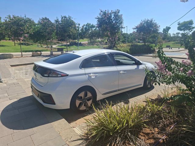 מודעת רכב יונדאי איוניק