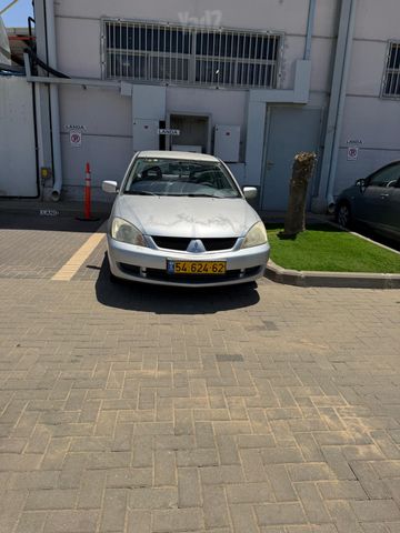מיצובישי לנסר