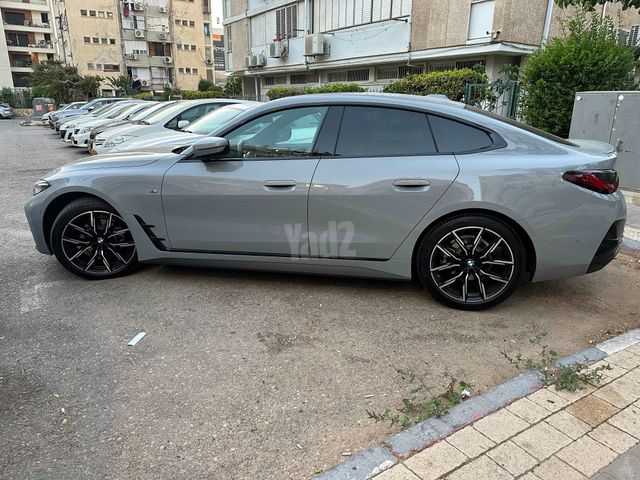 מודעת רכב ב מ וו סדרה 4