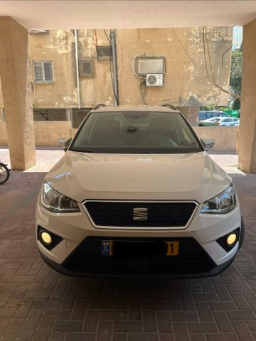 סיאט ארונה