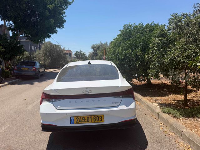 יונדאי אלנטרה