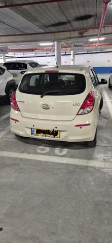 יונדאי i20