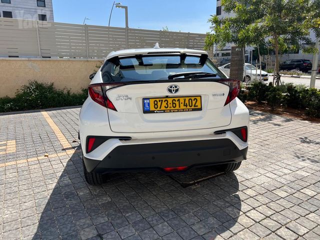 טויוטה C-HR