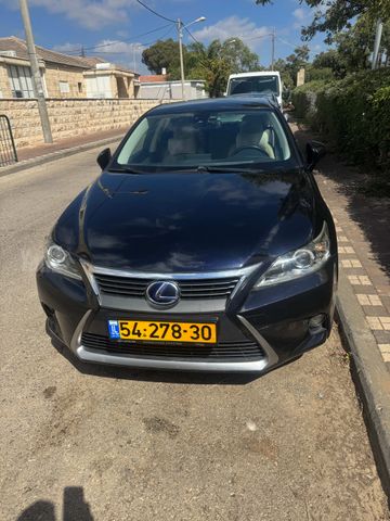 לקסוס CT