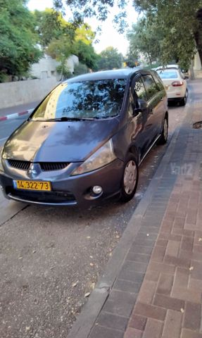 מודעת רכב מיצובישי גרנדיס
