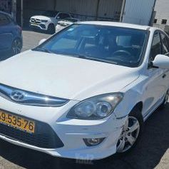 יונדאי i30