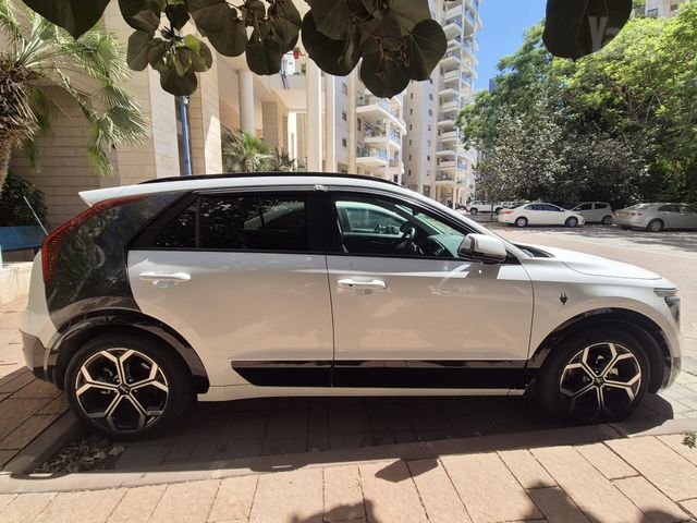 קיה נירו