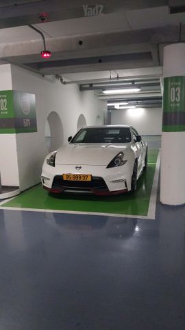 ניסאן 370Z