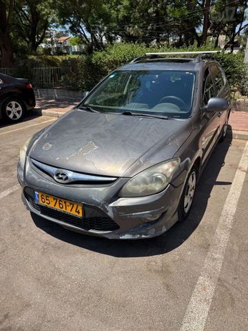 יונדאי i30