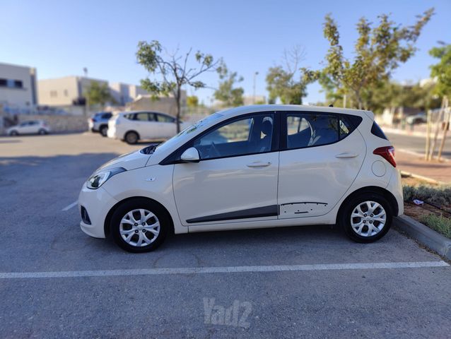 יונדאי i10