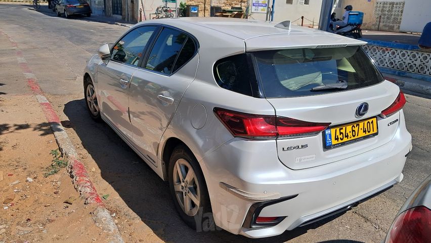 לקסוס CT