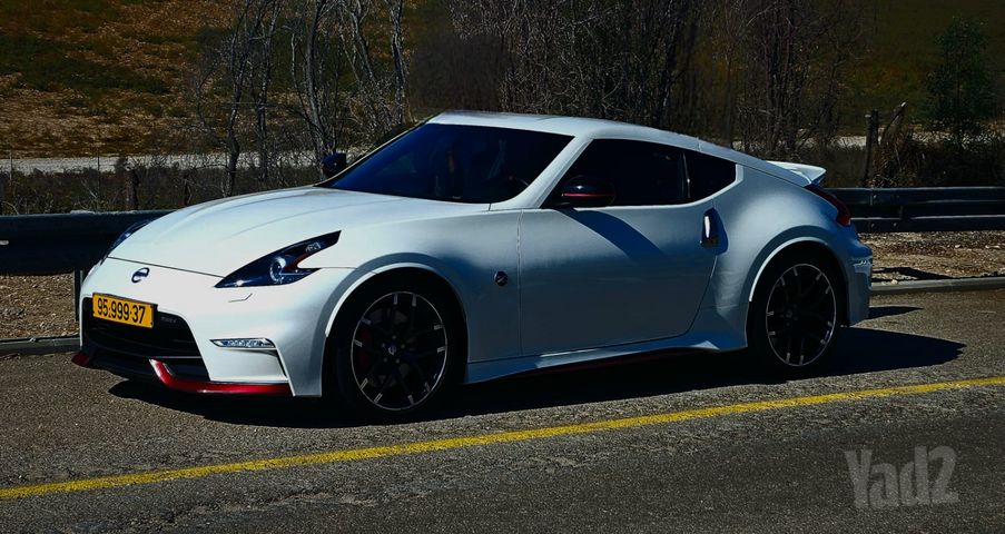 ניסאן 370Z