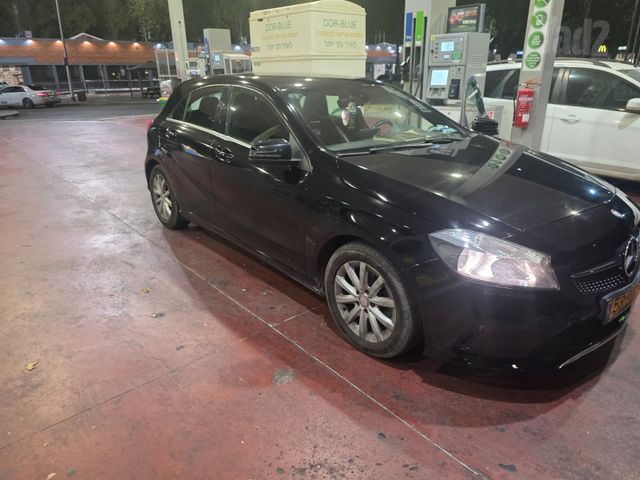 מרצדס-בנץ A-class