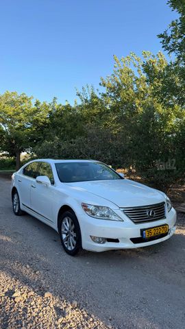 מודעת רכב לקסוס LS