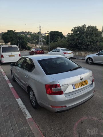 סקודה אוקטביה