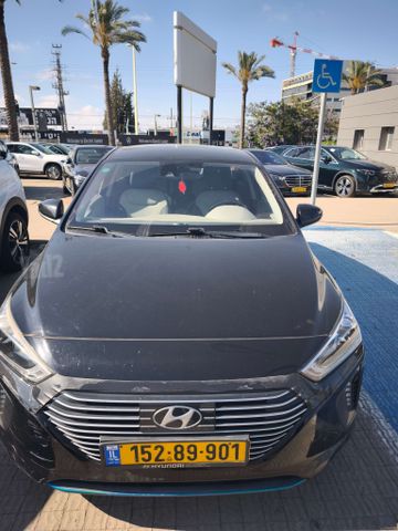 יונדאי איוניק