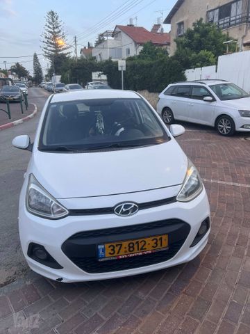יונדאי i10