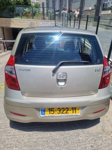 יונדאי i10