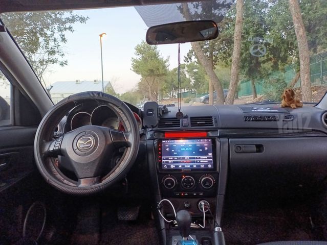 מאזדה 3