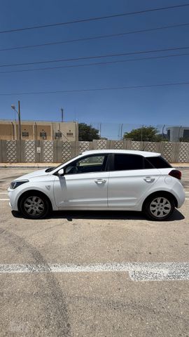מודעת רכב יונדאי i20