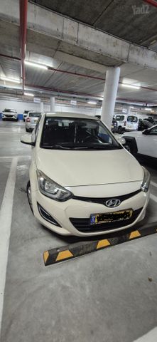 מודעת רכב יונדאי i20