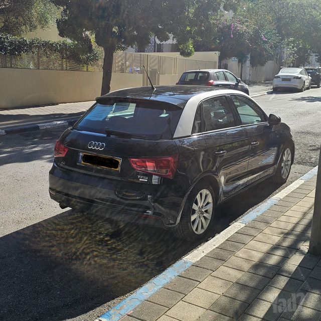 מודעת רכב אאודי A1