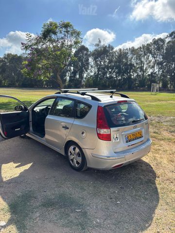 יונדאי i30