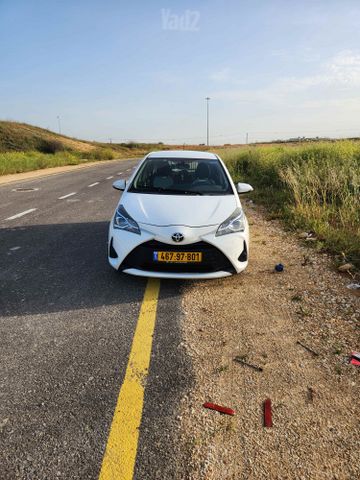 טויוטה יאריס